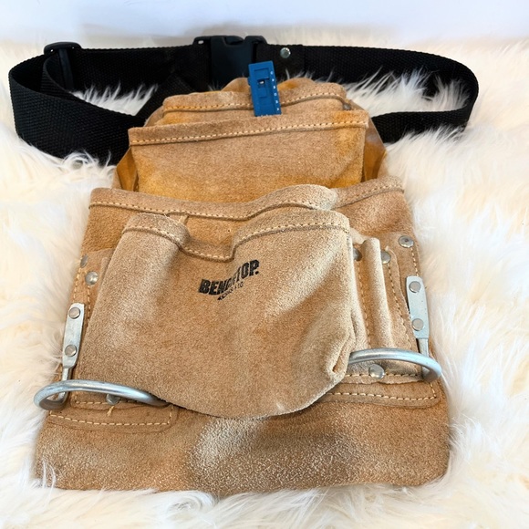 Bench Top Leather Tool Pouch with 6 pockets and Two Loops - Picture 10 of 12